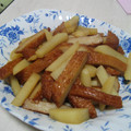 あたまぽん's cooksnap of when they made じゃがいもとさつま揚げの煮物.