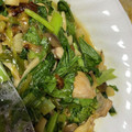 no1642's cooksnap of when they made かぶとしめじと鶏肉のピリ辛炒め.