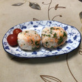明日の風☆'s cooksnap of when they made 鮭フレークと青紫蘇のおにぎり♬.