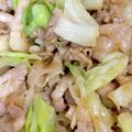 左官屋の奥さんです's cooksnap of when they made 簡単♡豚バラとキャベツの味噌炒め〜.