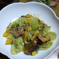 和☆2049's cooksnap of when they made さば缶と春キャベツのカレーマヨ野菜炒め.