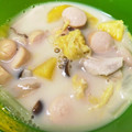 メルエム★★'s cooksnap of when they made きのことさつまいもの簡単豆乳スープ.