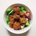 イーちゃん☆'s cooksnap of when they made 鶏から揚げサラダ丼ｂｙスイートチリソース.