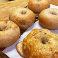 ポチゴロ's cooksnap of when they made 自家製酵母 冷蔵発酵のゴマチーズベーグル.