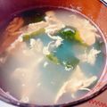 addysa's cooksnap of when they made 海老の殻出汁でたまごワカメスープ.
