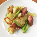 hinapuru's cooksnap of when they made 簡単早い♪アスパラベーコンポテトマヨ炒め.