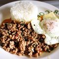 merrysunny's cooksnap of when they made ホーリーバジルで本場のガバオライス!.