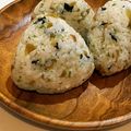 ajyuly's cooksnap of when they made 搾菜のおにぎり.