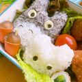 食べる事大好きママ's cooksnap of when they made 簡単！キャラ弁当☆中トトロ＆小トトロ♪.