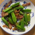 クックamicchi's cooksnap of when they made おくらとベーコンのカレー炒め.
