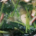 ハニイとムサシ's cooksnap of when they made 簡単 ほうれん草 椎茸 油揚げの 味噌汁.