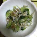おのみちゃん's cooksnap of when they made 梅としらすのごま油香るたたききゅうり.