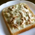 by心愛's cooksnap of when they made 簡単☆３度焼き♬ツナマヨコーントースト♡.