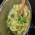 nikkijamie's cooksnap of when they made 最速のオイスターソースのセロリ炒め.