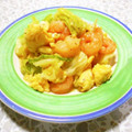 ＠迷子＠'s cooksnap of when they made 簡単中華！キャベツと海老のふわふわ卵炒め.