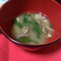 ゆ0518か's cooksnap of when they made 舞茸とニラのお味噌汁.