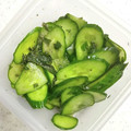 クックGB6431☆'s cooksnap of when they made きゅうりと大葉の梅和え.