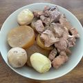 YuMy84's cooksnap of when they made スロークッカーで簡単☆豚肉(角煮)大根.
