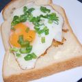 がるばんぞママ's cooksnap of when they made レモンマヨのねぎエッグトースト♪.