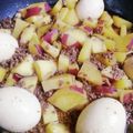 Huong's cooksnap of when they made 鶏ももとサツマイモと卵のほっこり甘辛煮.