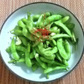 ＊＊ラテ＊＊'s cooksnap of when they made ☆簡単蒸し茹で枝豆のガーリックバター炒め.