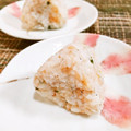 イベ長's cooksnap of when they made 天むす風〜＊しらすとあげ玉＊おにぎり.