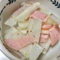 ムーヒツジ's cooksnap of when they made 簡単♪大根とハムの粒マスタードマリネ.