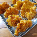 猫と料理人's cooksnap of when they made とうもろこしの天ぷら♪バター醤油仕立て.