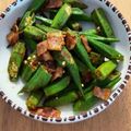 クックamicchi's cooksnap of when they made おくらとベーコンのカレー炒め.