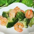 mielle's cooksnap of when they made ❀お弁当に❀エビとブロッコリーのオイ炒め.