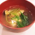 ❁Abake❁'s cooksnap of when they made 早い！ 三つ葉と 豆腐 椎茸の お吸い物.