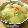 きっかママ's cooksnap of when they made 冬瓜とカニカマの炊いたん.