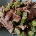 料理スキになってきた's cooksnap of when they made ポン酢だけ♪豚コマとオクラの炒めもの.