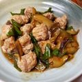 ⭐つきあかり⭐'s cooksnap of when they made 豚こまボールとなすぴーの甘酢炒め.