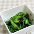 umemodoki's cooksnap of when they made 簡単！ピーマンの塩こんぶ炒め.