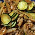 武士魂's cooksnap of when they made ズッキーニと豚肉のにんにくケチャ炒め.