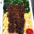 Azumon's cooksnap of when they made 簡単♪うなぎ入りのスタミナ３色丼弁当.