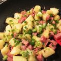 ame-ikuru's cooksnap of when they made じゃが芋とウインナーのバター炒め.