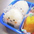 ガクココちゃん's cooksnap of when they made ♡キャラ弁 簡単 おにぎりくん♡.