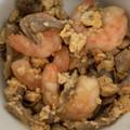 うさこママ★'s cooksnap of when they made エリンギとむきエビの玉子炒め.