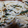 もものkitchen's cooksnap of when they made 和えるだけ♪梅としらすと大葉の和風パスタ.