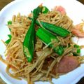 テル238's cooksnap of when they made えのきとオクラ、ベーコンのにんにく炒め.