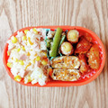 neko＊and…'s cooksnap of when they made 魚肉ソーセージとコーンの炊き込みごはん.