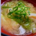 koiko亭's cooksnap of when they made 油揚げとキャベツの味噌汁.