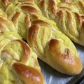 手ぬぐいともんぺと私's cooksnap of when they made ✿さつま芋クリームで三つ編みパン✿.
