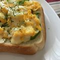 ぐりtoぐら's cooksnap of when they made 超簡単！こんがり卵チーズトースト.