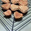 あんぴーにょ's cooksnap of when they made クリームチーズのマドレーヌ.