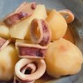 ✩こいぬ✩'s cooksnap of when they made イカとじゃがいもの煮物.