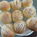 やーや☆ほのか's cooksnap of when they made ふわふわミルクハースちぎりパン.
