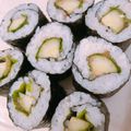 KAORULALA's cooksnap of when they made 梅きゅうを白ごはんでかっぱ巻き♪.